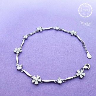 Silver Floral feeling Bracelet